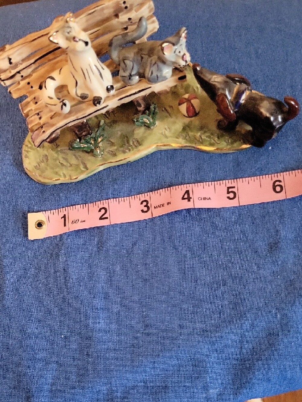 Blue Sky Cats And Dog Ceramic On Bench With Ball Vintage - Picture 10 of 10